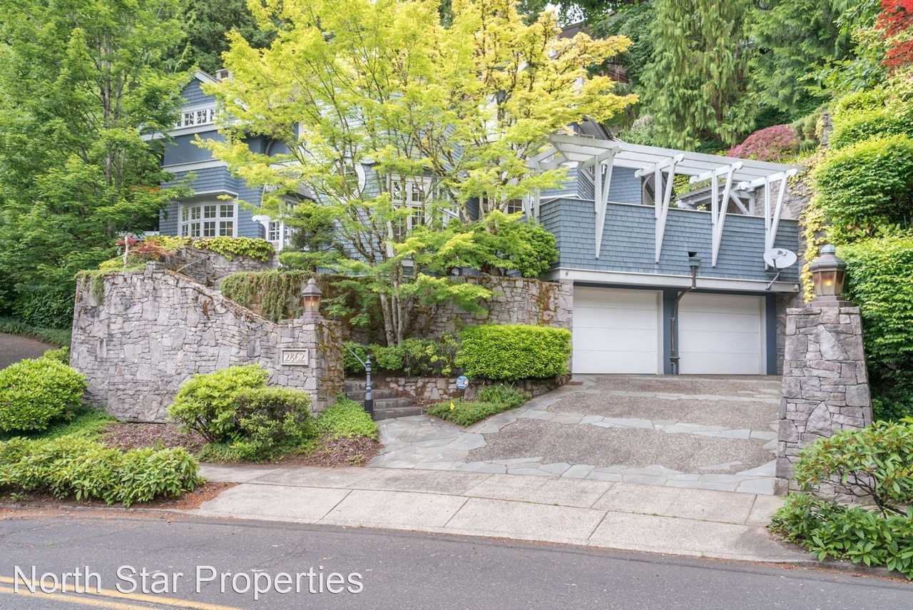 2862 Sw Fairview Blvd - Photo 2 of 49