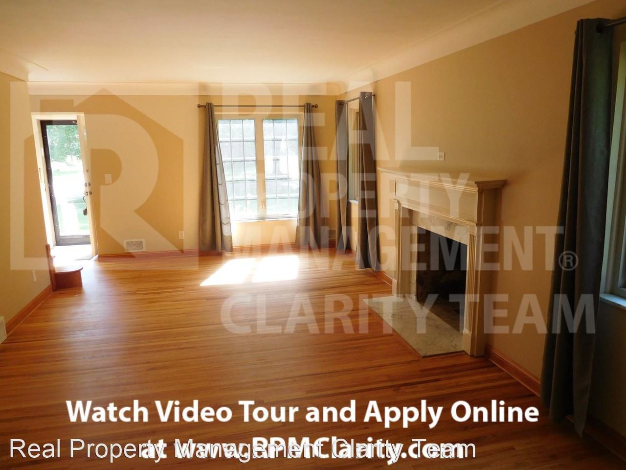 2221 Barrington Dr - Photo 2 of 25