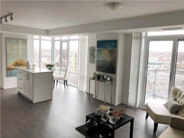 525 Adelaide Street West