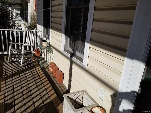 1708 W Leigh St - Photo 2 of 19