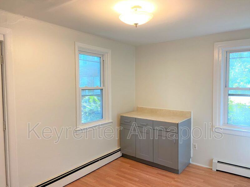 1019 President St - Photo 3 of 13