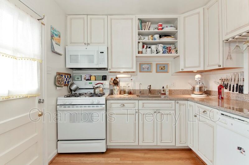 1419 Rittenhouse St Nw - Photo 5 of 47