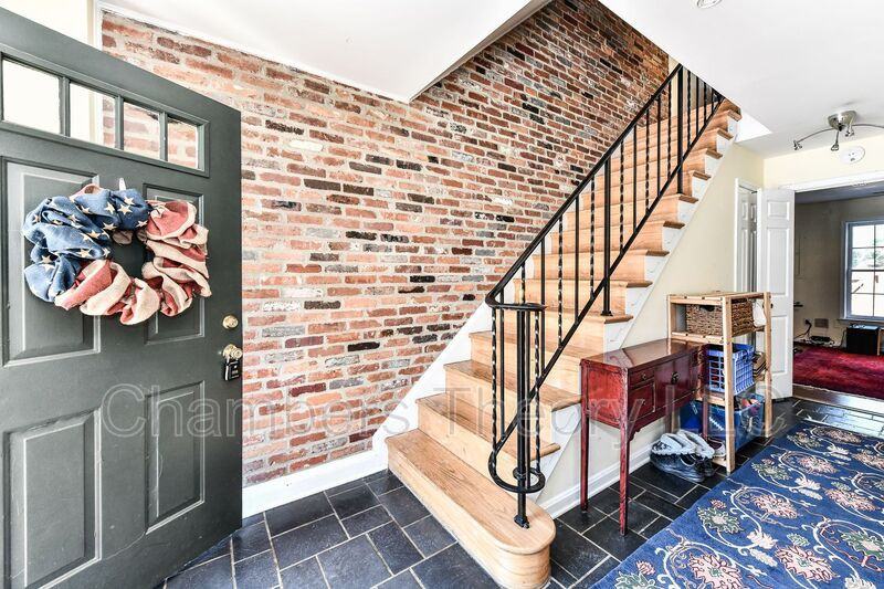 1067 N George Mason Dr - Photo 3 of 29