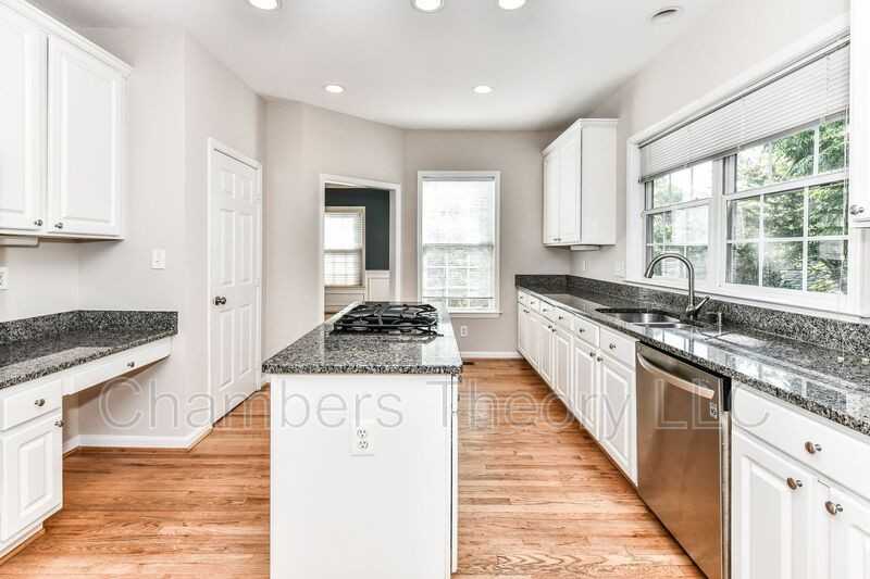 2417 Chestnut St - Photo 5 of 45