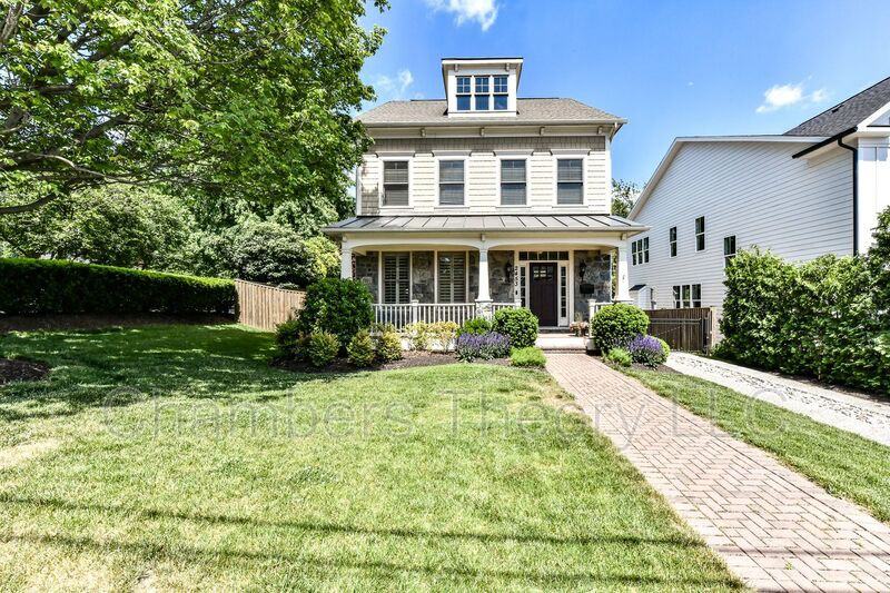 2453 N Jefferson St - Photo 2 of 48