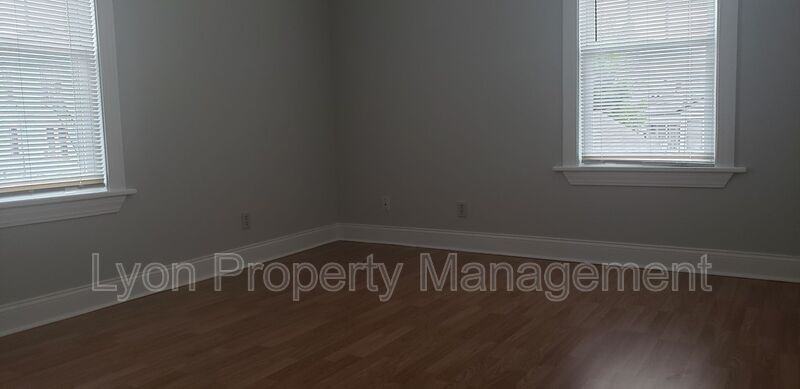 18 Verdun St #2R - Photo 4 of 7