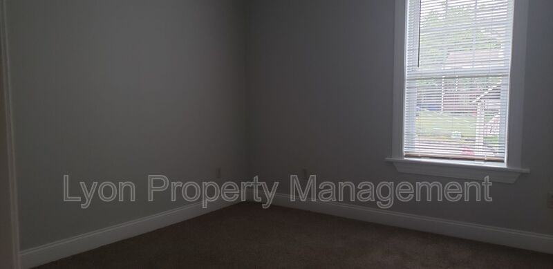 18 Verdun St #2R - Photo 6 of 7