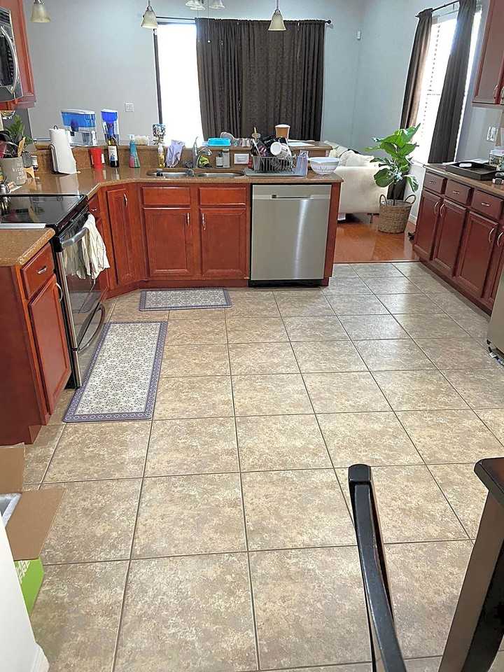 1002 Hailey St - Photo 3 of 8