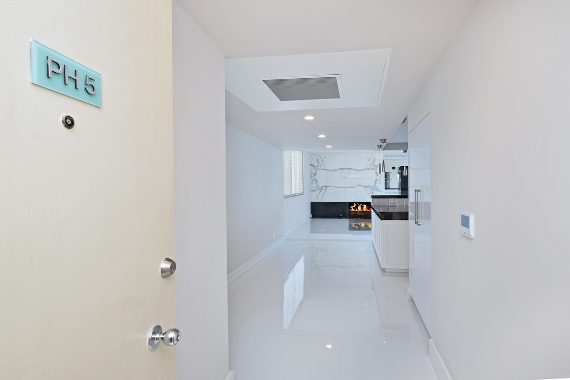 17368 Sunset Boulevard #PH5A - Photo 2 of 40