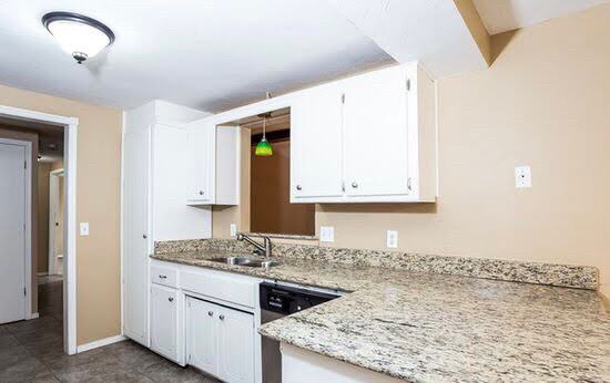 3216 SW 95th St - Photo 2 of 5