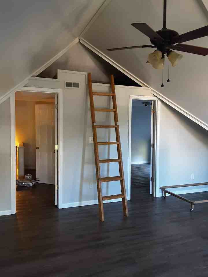508 S St Joseph St  (C) - 1 #1 - Photo 3 of 11