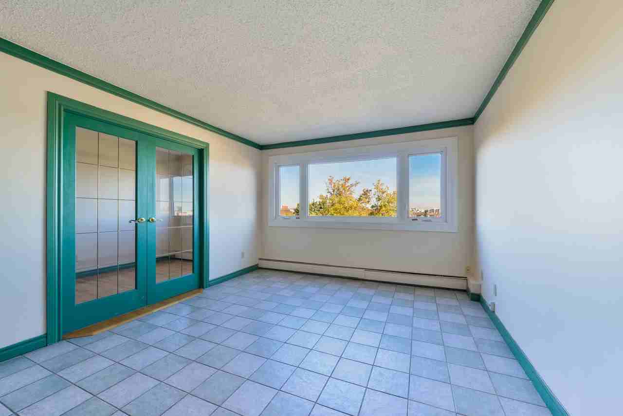 Oak Tower - Photo 3 of 12