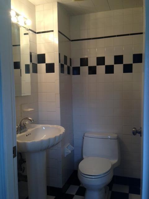 1003 Winthrop Ave #1 - Photo 3 of 13