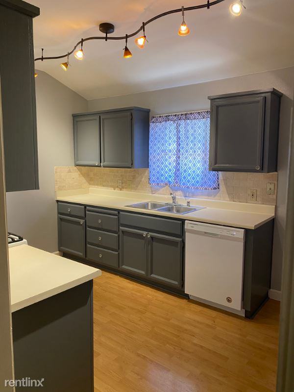 216 Broadway - Photo 3 of 7