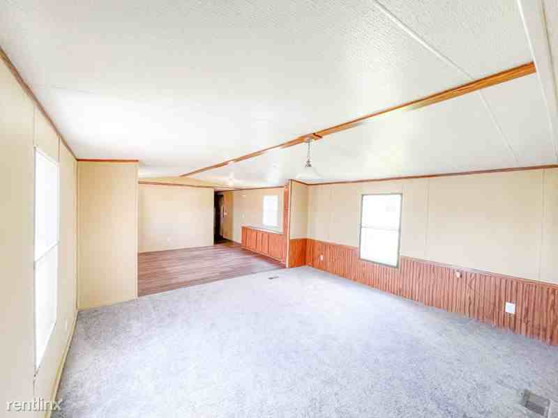 31100 31100 653rd Ave 63 - Photo 3 of 10