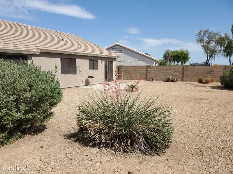 30441 N Maple Chase Dr - Photo 2 of 12