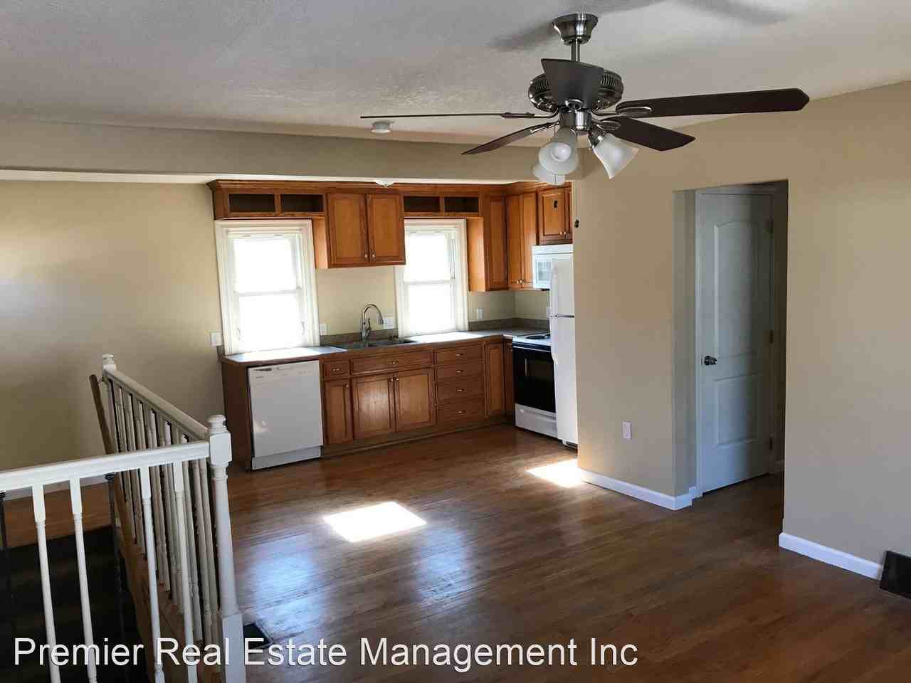 504 N Westwood Dr - Photo 3 of 11