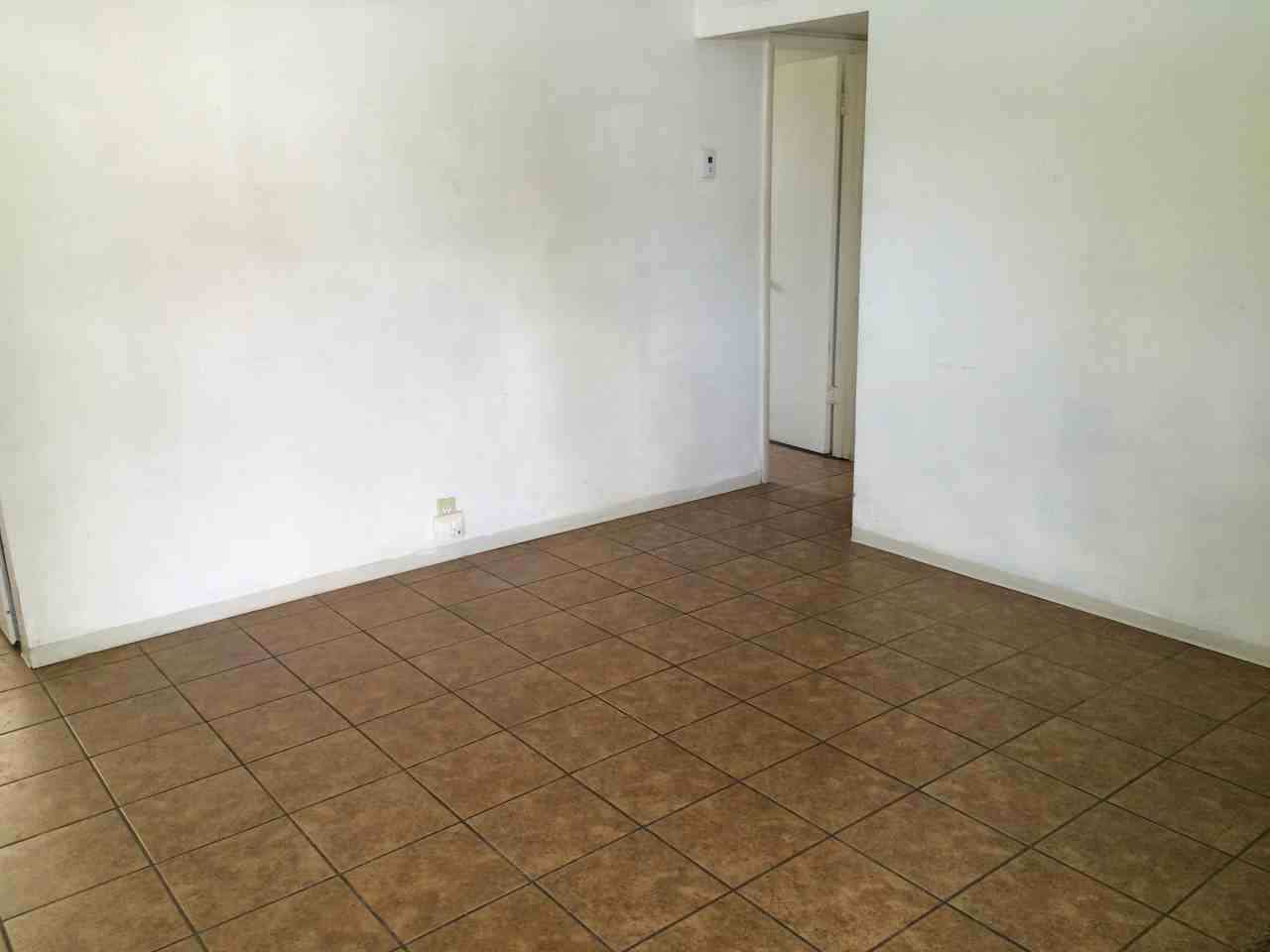 117 E Ellery Ave - Photo 2 of 9