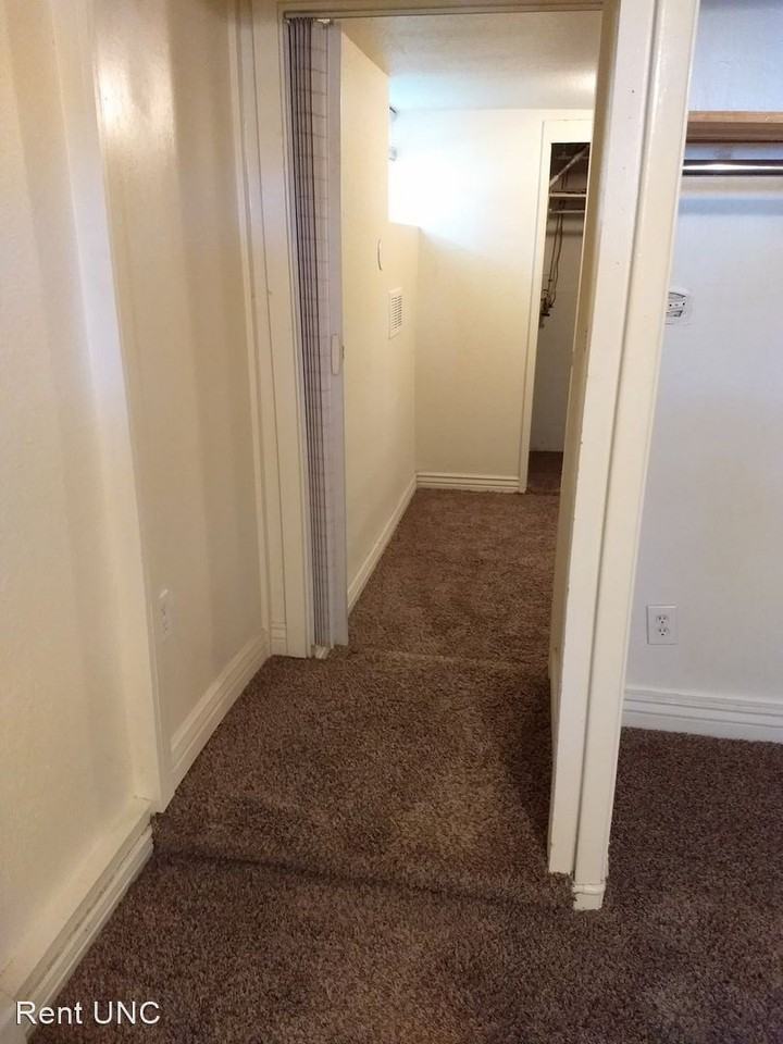 1119 20th Street - Photo 3 of 11