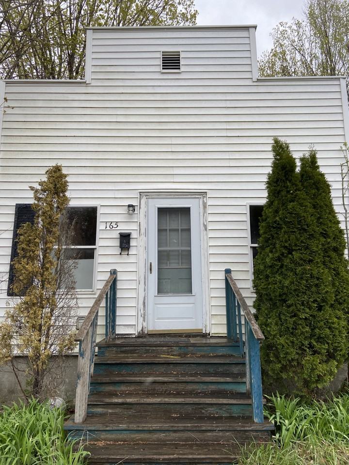 165 Benmont Avenue - Photo 3 of 3