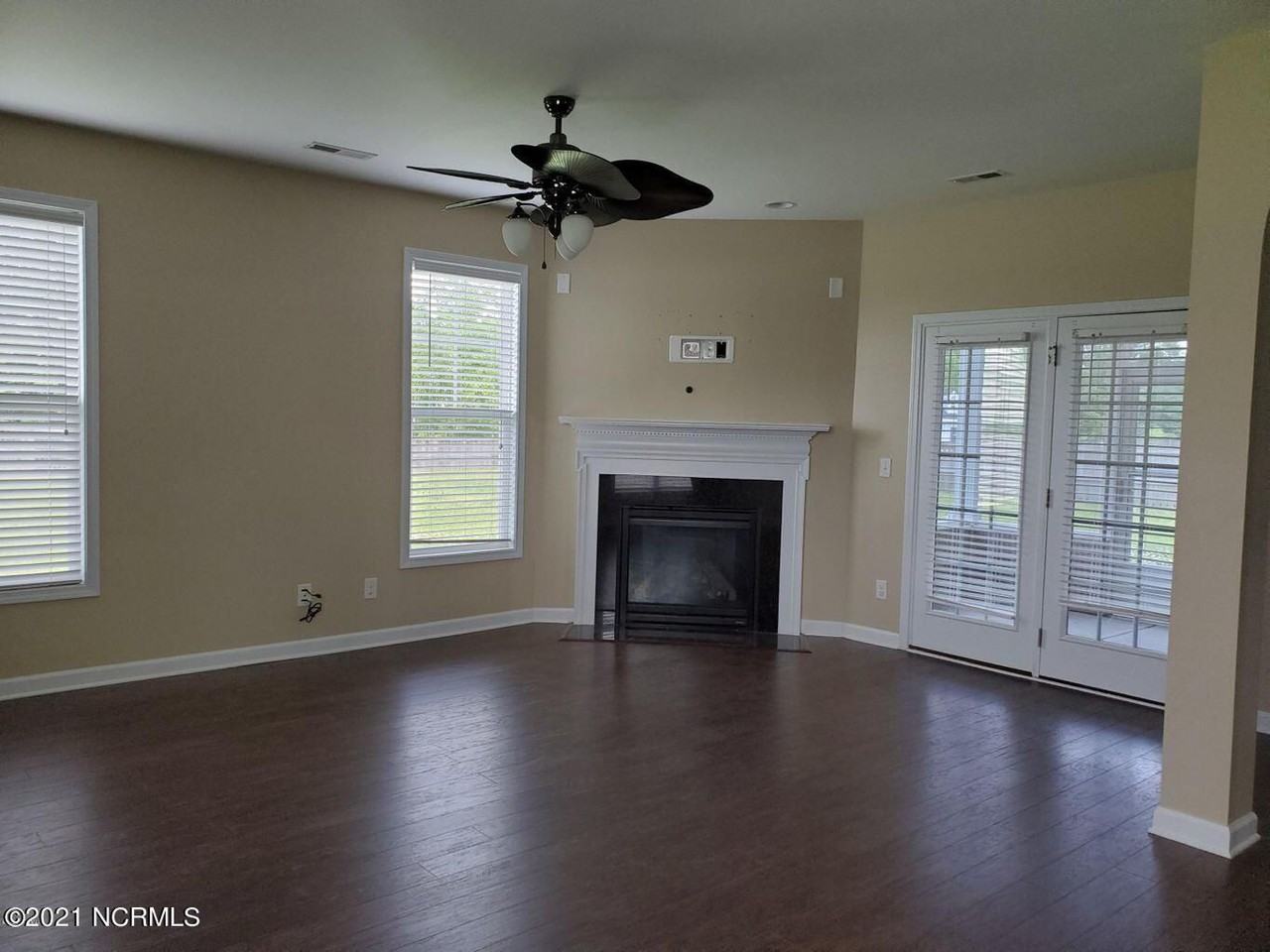 125 Foggy River Way - Photo 3 of 12