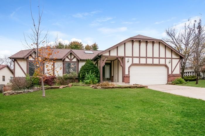 3835 Salvation Rd - Photo 2 of 16