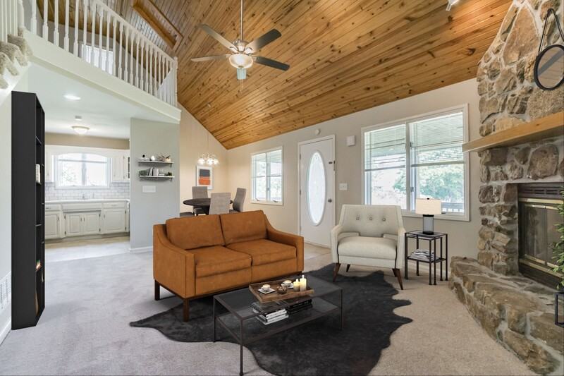 863 Ne County Road 17404 - Photo 2 of 19