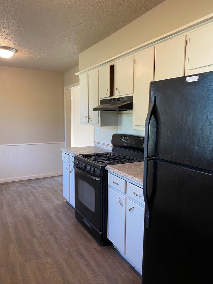 4808 Sunset Ter #1 - Photo 7 of 23