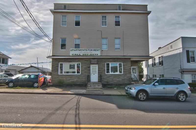 154 N Main St - Photo 2 of 28