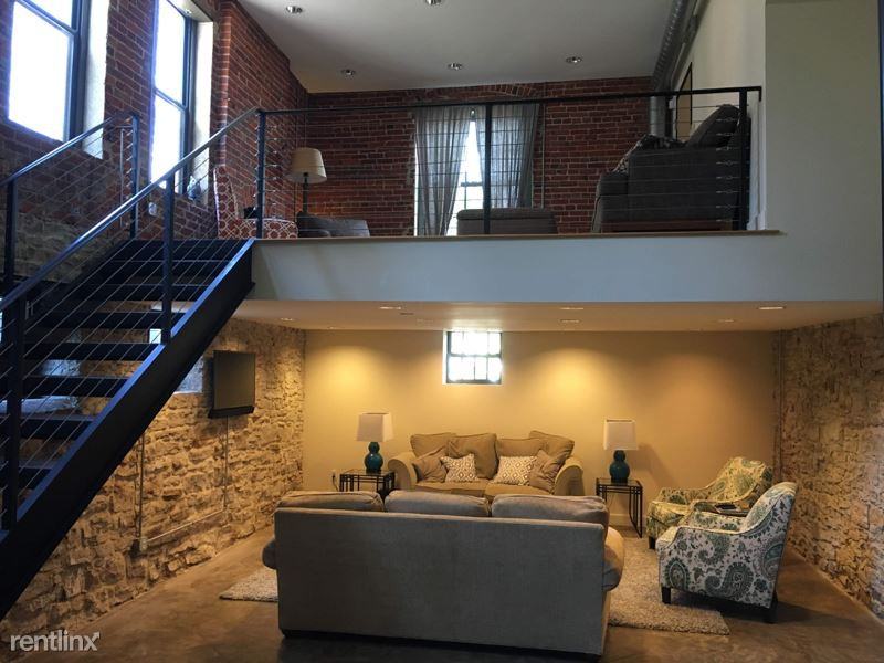 1820 1820 Washington St 1N - Photo 2 of 11