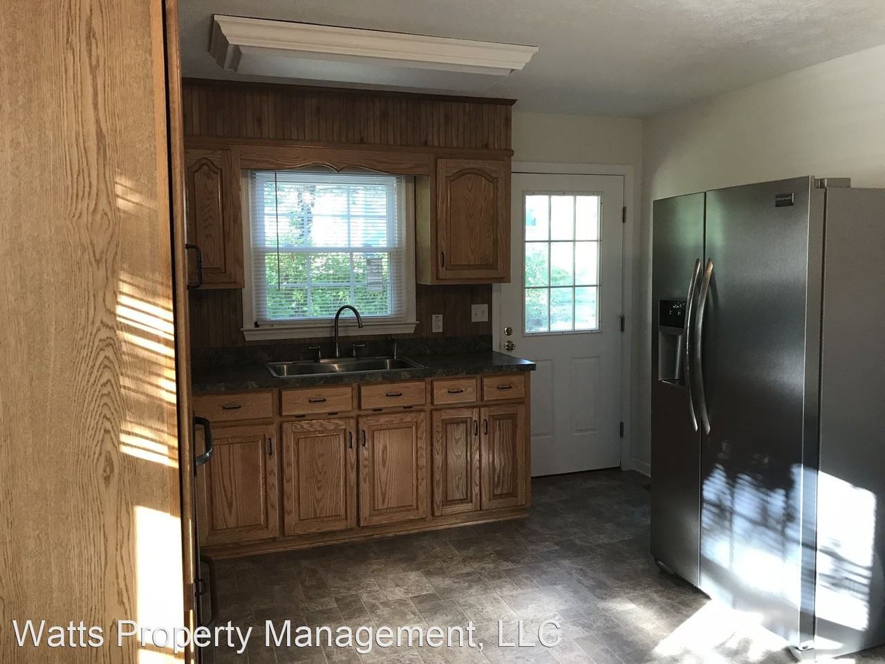 9403 Wards Rd - Photo 3 of 12