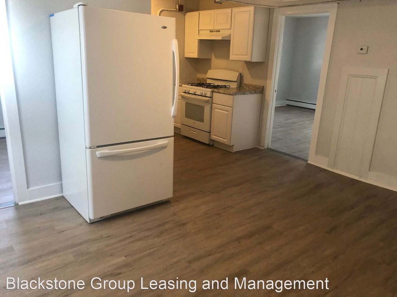 278 Lonsdale Avenue - Photo 2 of 9