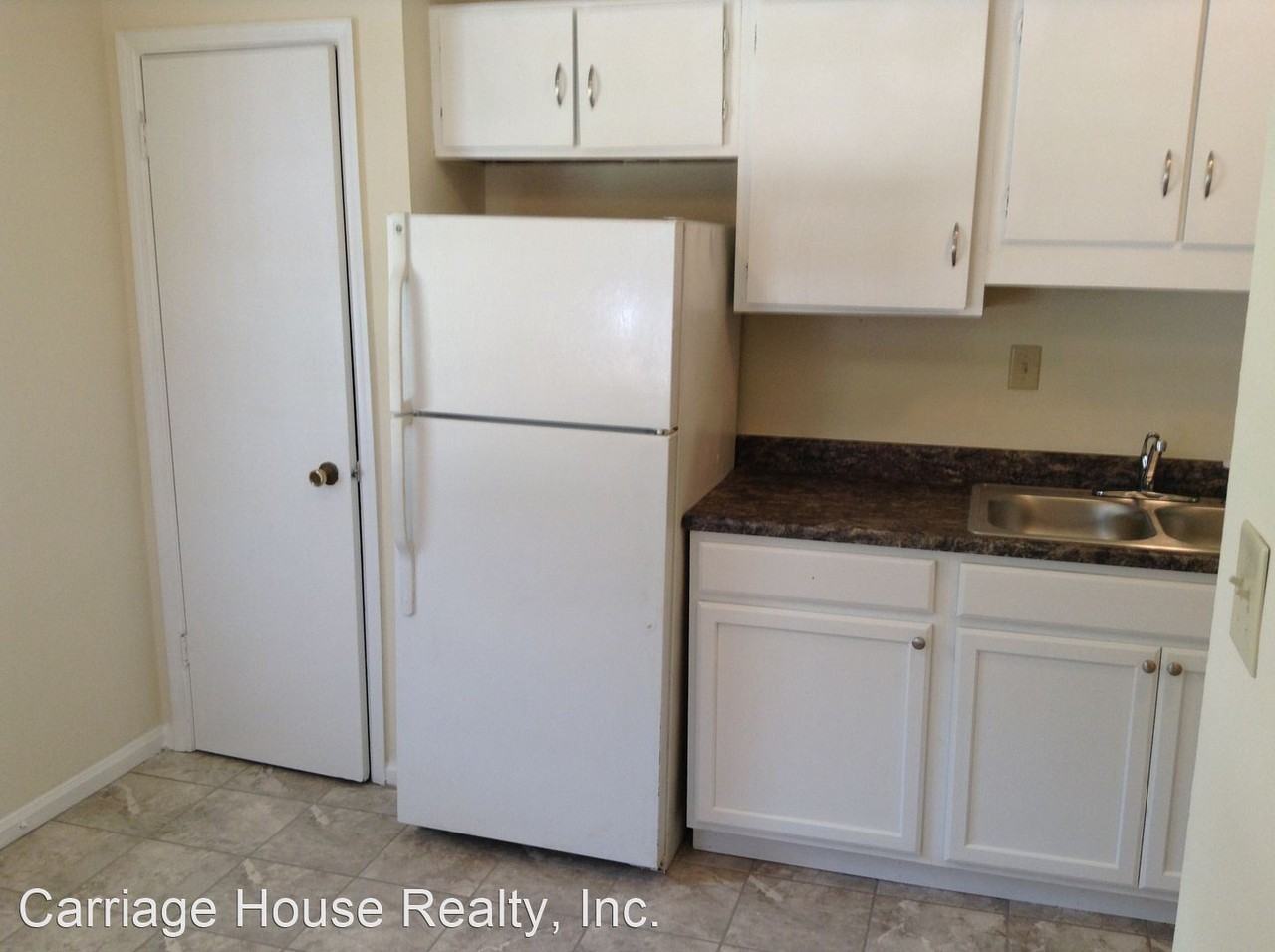 Vincent Dr - Photo 3 of 17