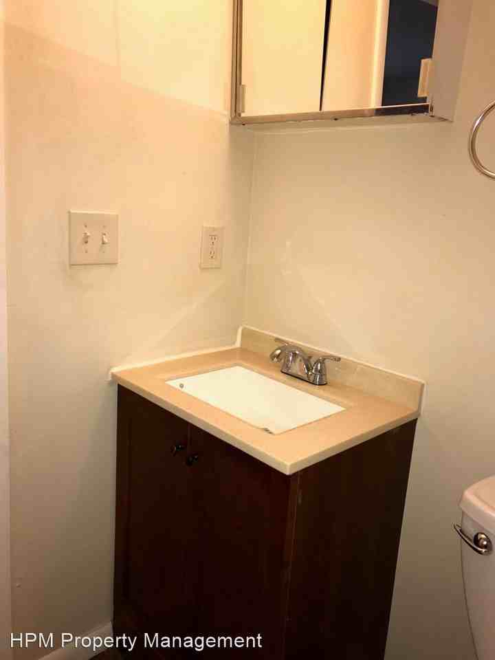 591 E Buchtel Ave - Photo 3 of 10