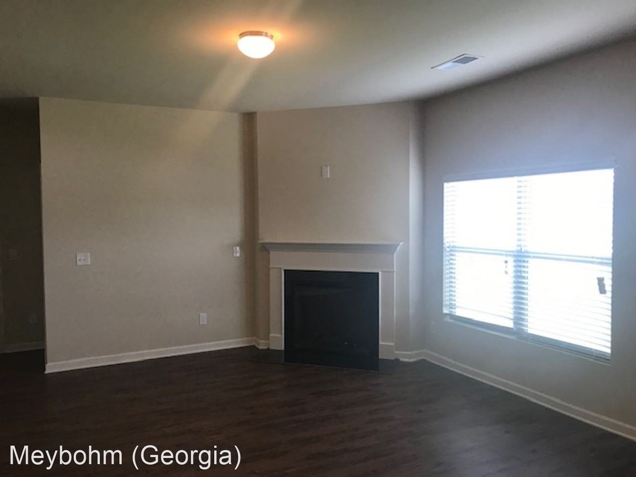 5033 Vine Ln - Photo 2 of 18