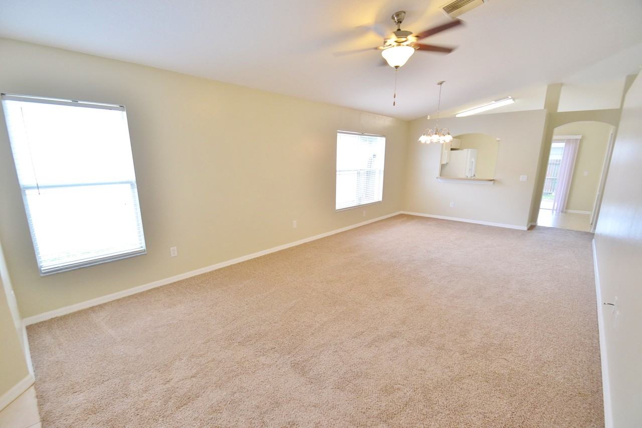 8322 Arabian Dunes Pl - Photo 2 of 7