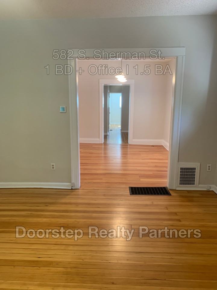 582 S Sherman St - Photo 2 of 25