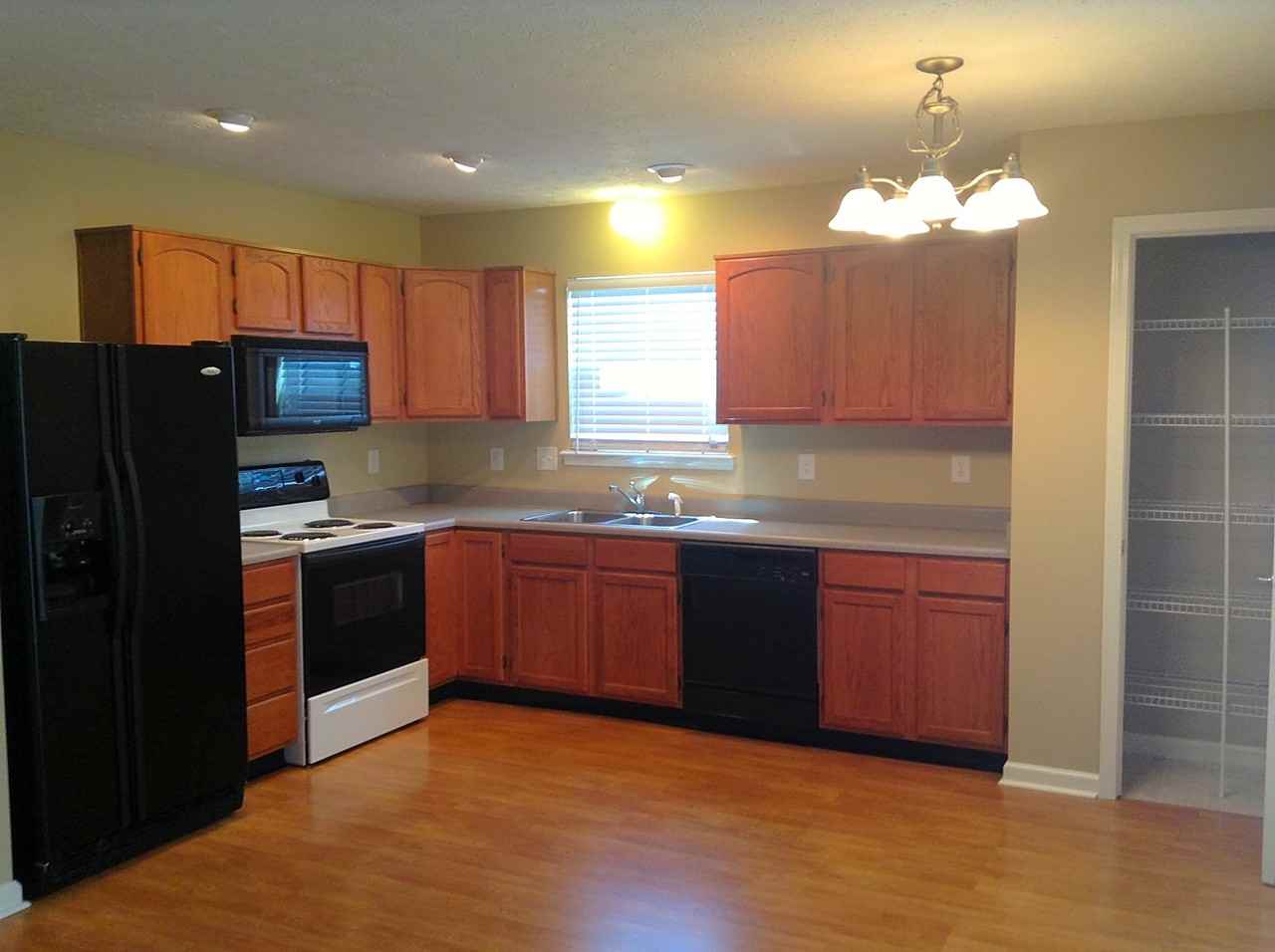 9108 Robey Meadows Ln - Photo 3 of 8