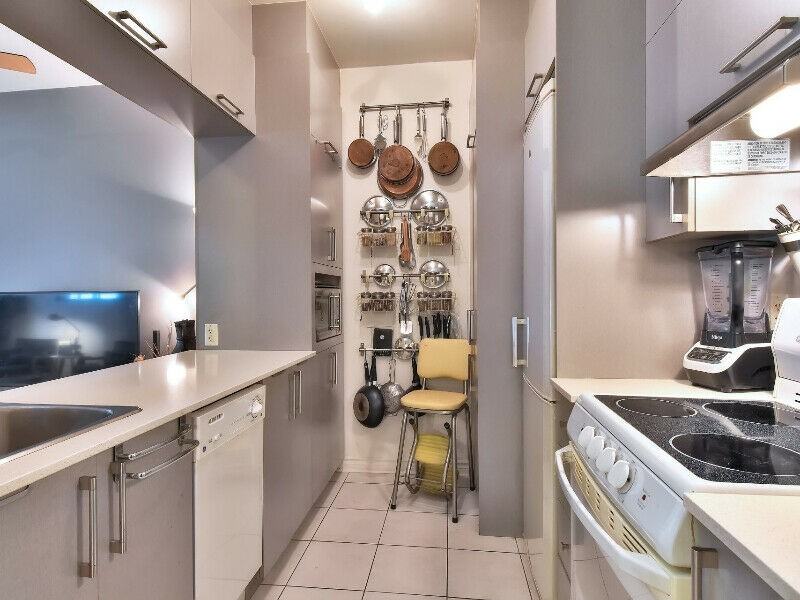 1210 Rue Saint-Antoine Est #201 - Photo 3 of 8