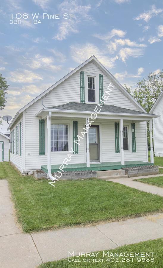 106 W Pine St - Photo 2 of 30