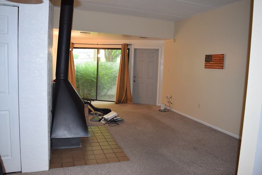 801 Stratford Dr Apt 8 #1 - Photo 5 of 23