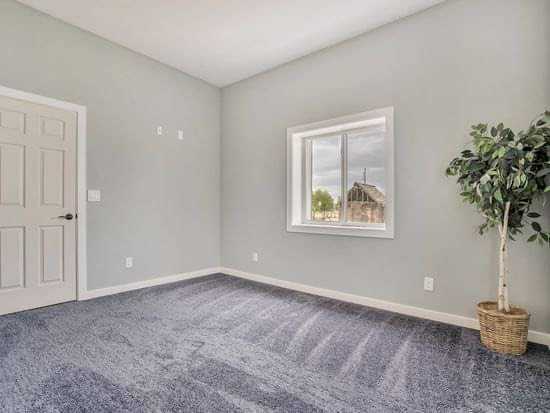 505 E Clark St - Photo 3 of 7