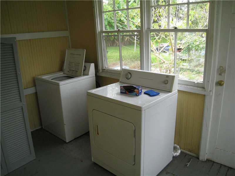 2737 Wisteria St #2737 - Photo 2 of 5