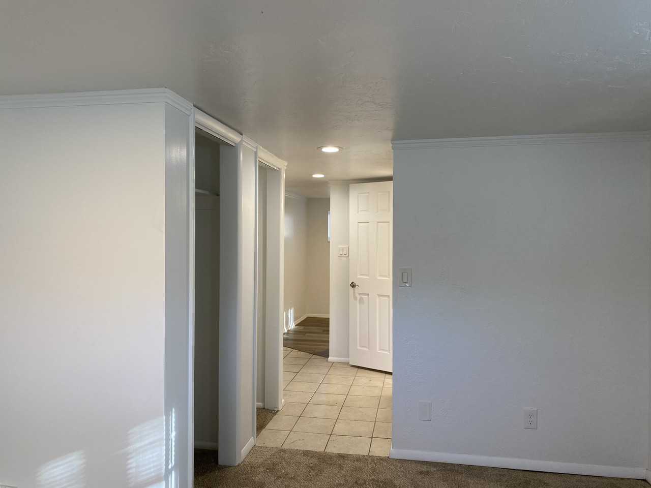 844 East 2700 South #B - Photo 3 of 12