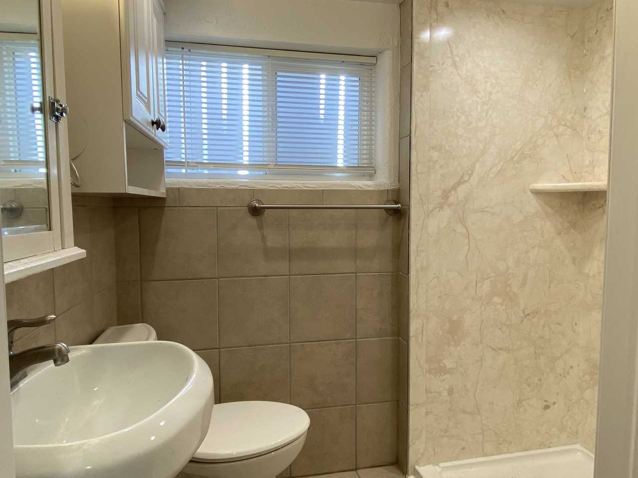 844 East 2700 South #B - Photo 5 of 12