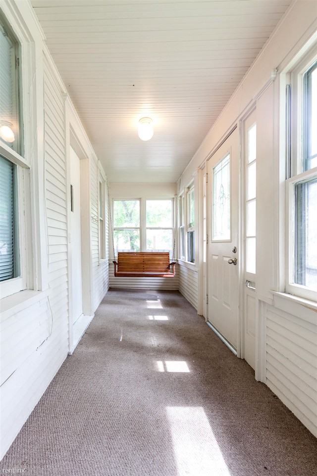 795 Rose Ave E - Photo 3 of 12