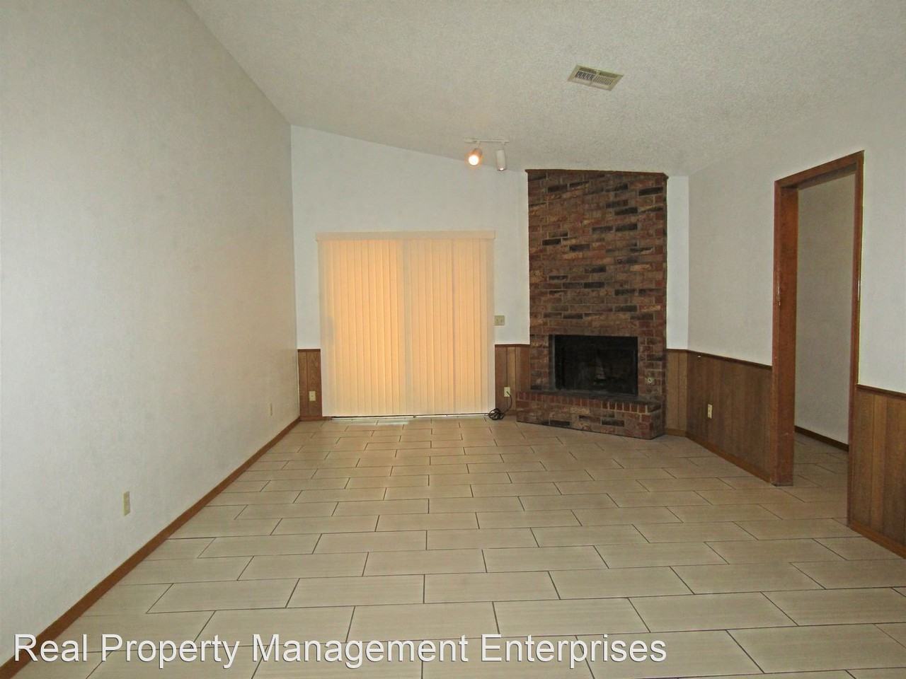 6024 Nw 16th St - Photo 2 of 8