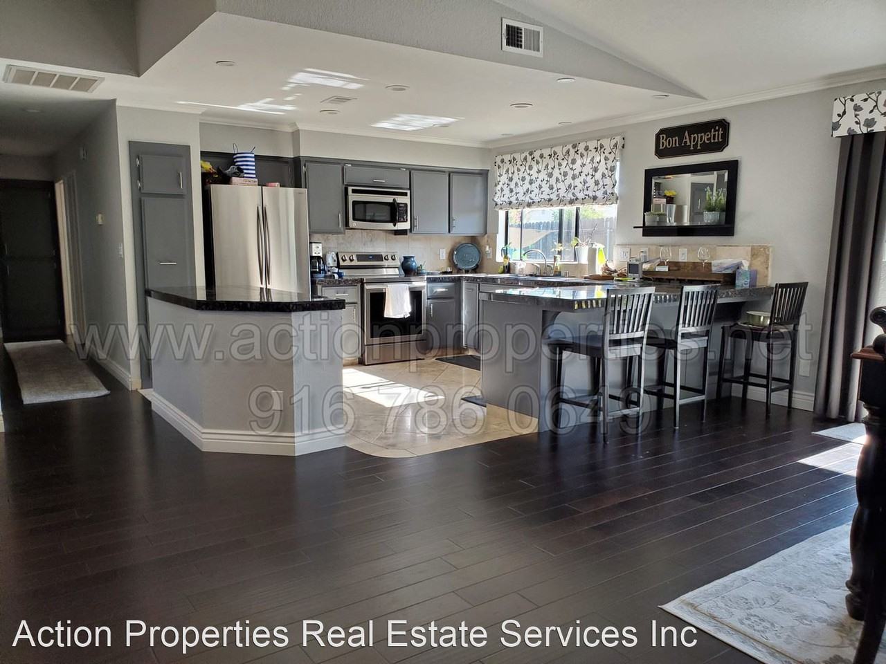 1505 Quail Cir - Photo 3 of 12
