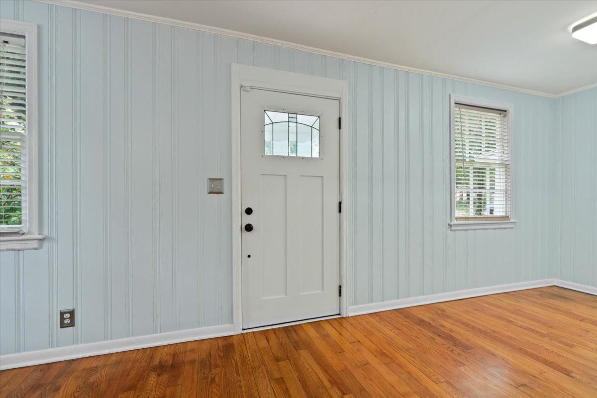 5224 Brentwood Ln - Photo 3 of 21