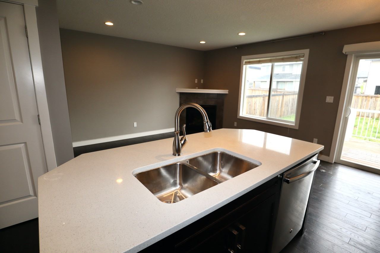 33 Roseberry Lane - Photo 3 of 25